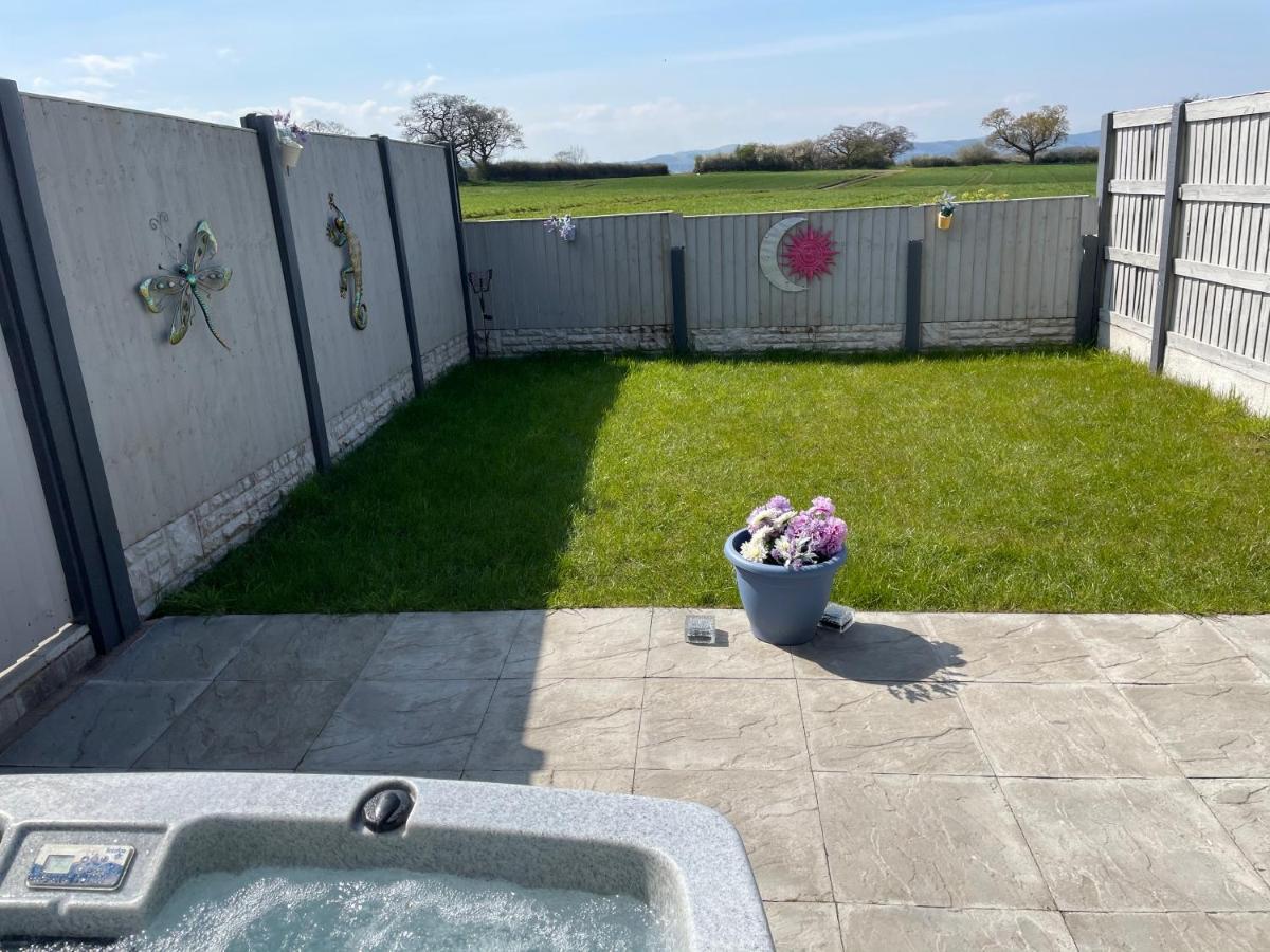 Dwylig Isa Holiday Cottages Rhuddlan Dış mekan fotoğraf